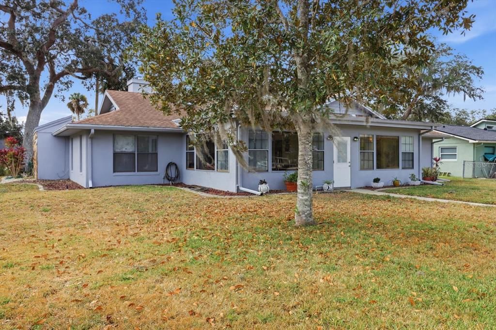 En Venta: $569,000 (3 camas, 2 baños, 2202 Pies cuadrados)