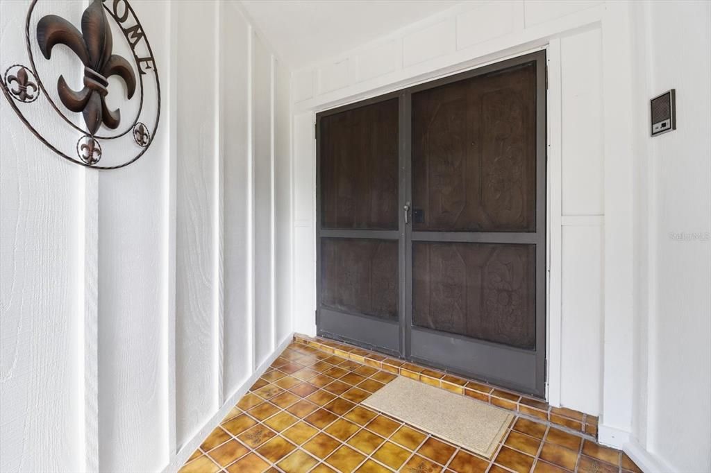 En Venta: $569,000 (3 camas, 2 baños, 2202 Pies cuadrados)