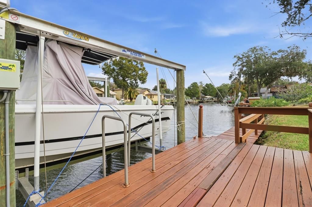 En Venta: $569,000 (3 camas, 2 baños, 2202 Pies cuadrados)