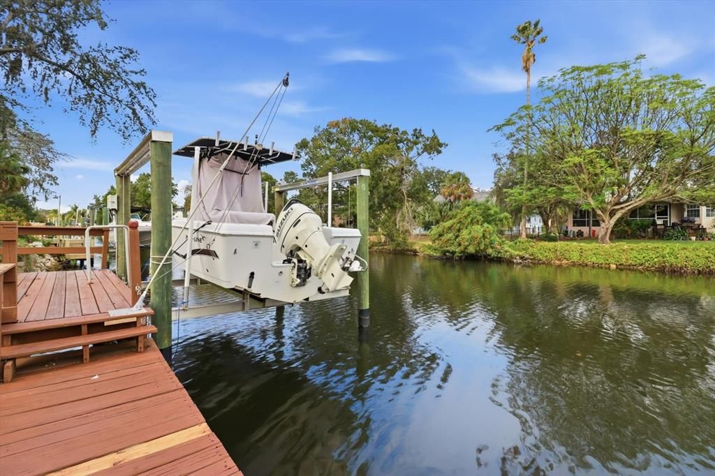 En Venta: $569,000 (3 camas, 2 baños, 2202 Pies cuadrados)