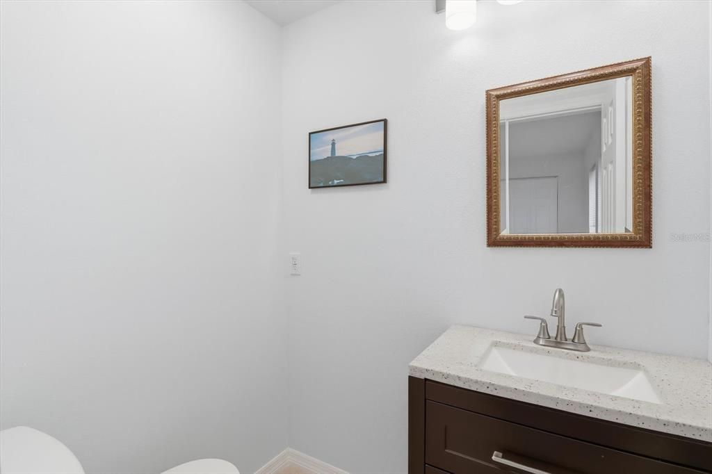 En Venta: $569,000 (3 camas, 2 baños, 2202 Pies cuadrados)