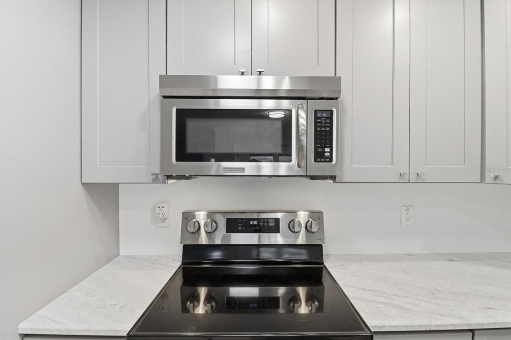 En Venta: $569,000 (3 camas, 2 baños, 2202 Pies cuadrados)