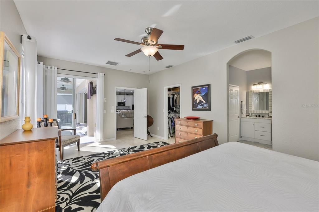 待售: $468,977 (3 贝兹, 2 浴室, 2070 平方英尺)