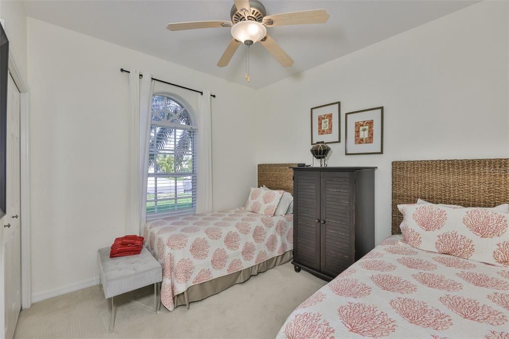 待售: $468,977 (3 贝兹, 2 浴室, 2070 平方英尺)