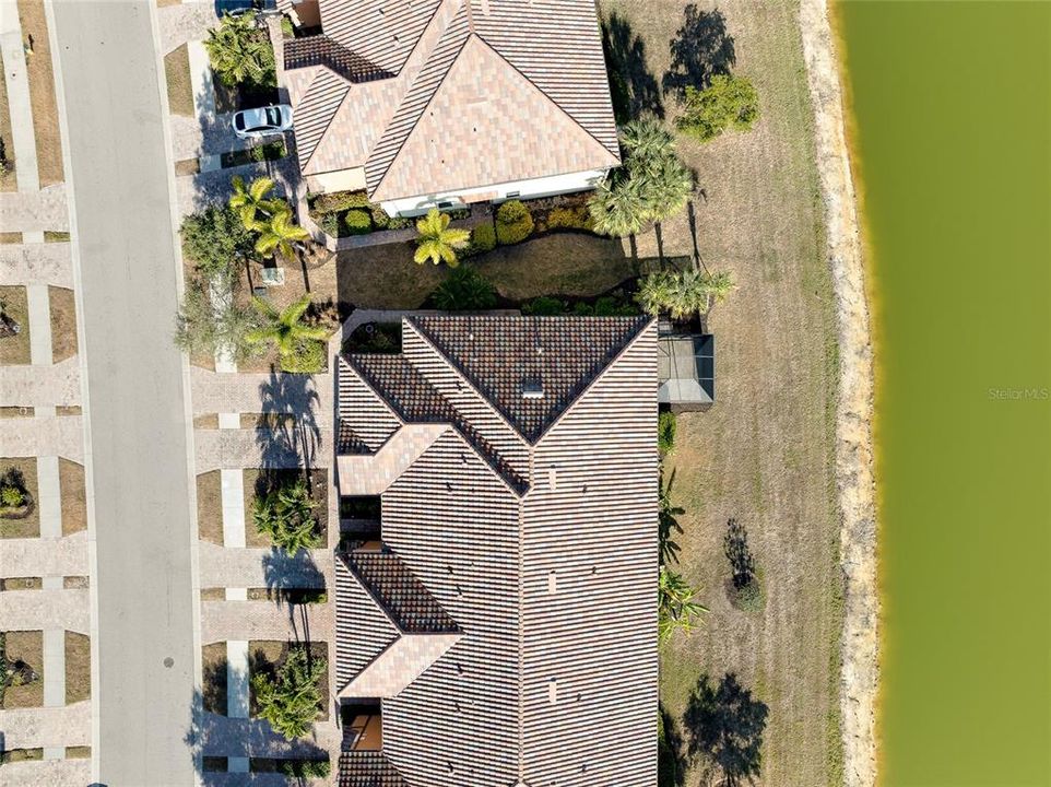 For Sale: $299,000 (3 beds, 2 baths, 1881 Square Feet)