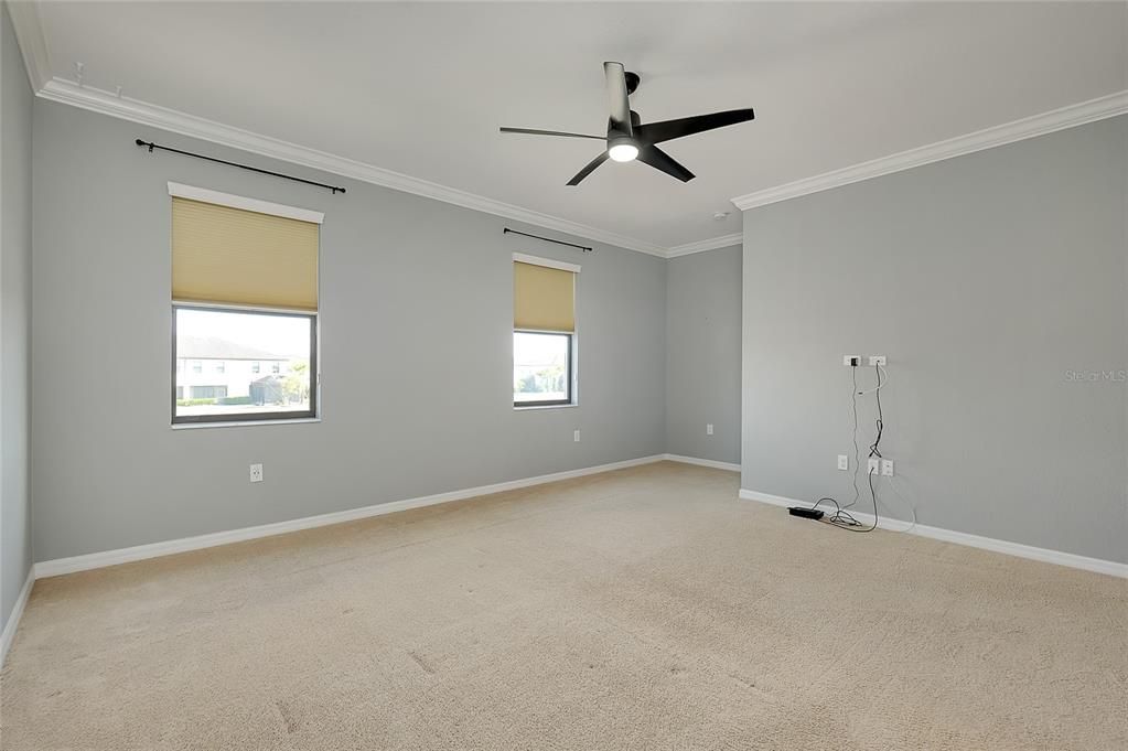 For Sale: $299,000 (3 beds, 2 baths, 1881 Square Feet)