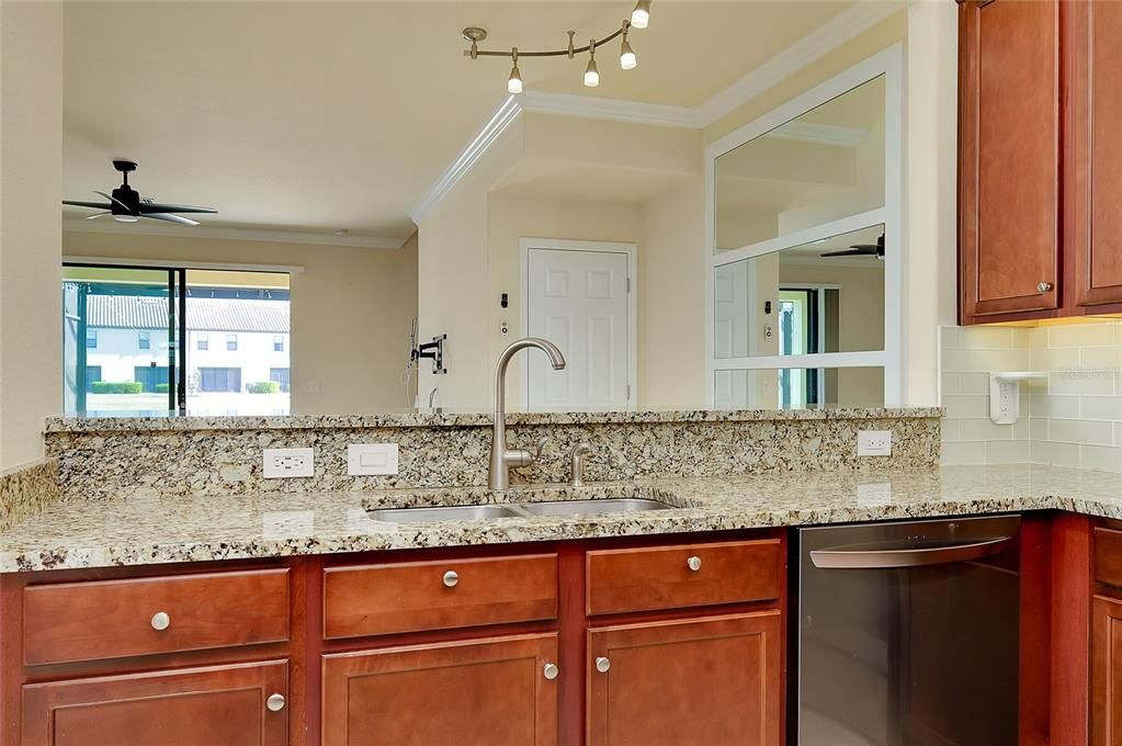 For Sale: $299,000 (3 beds, 2 baths, 1881 Square Feet)