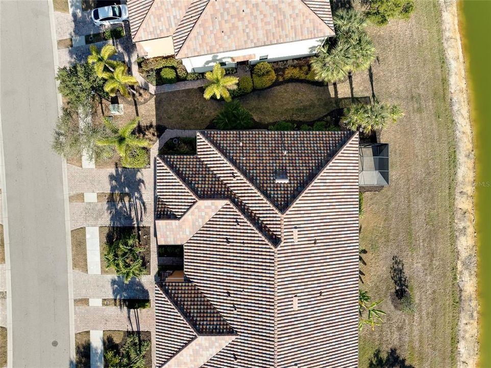 For Sale: $299,000 (3 beds, 2 baths, 1881 Square Feet)