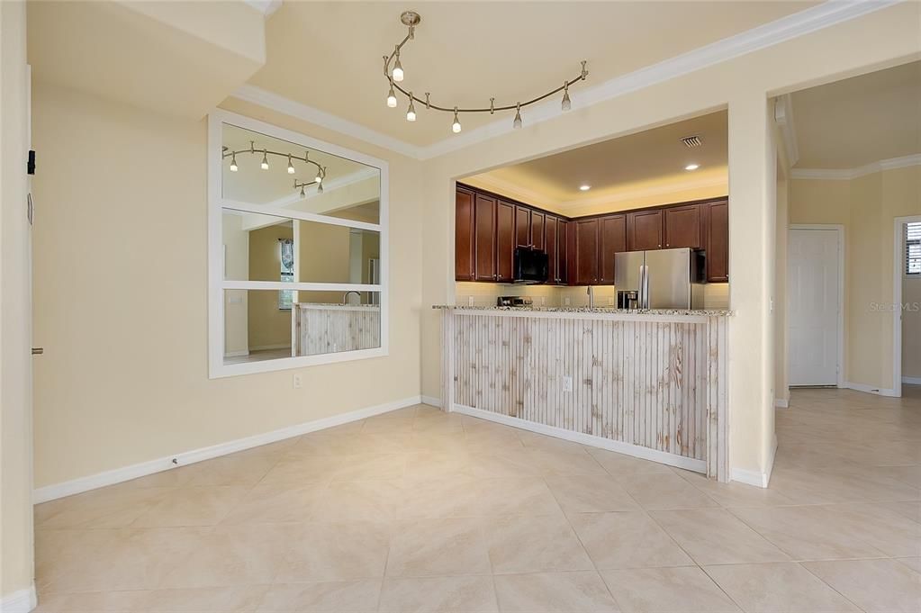 For Sale: $299,000 (3 beds, 2 baths, 1881 Square Feet)