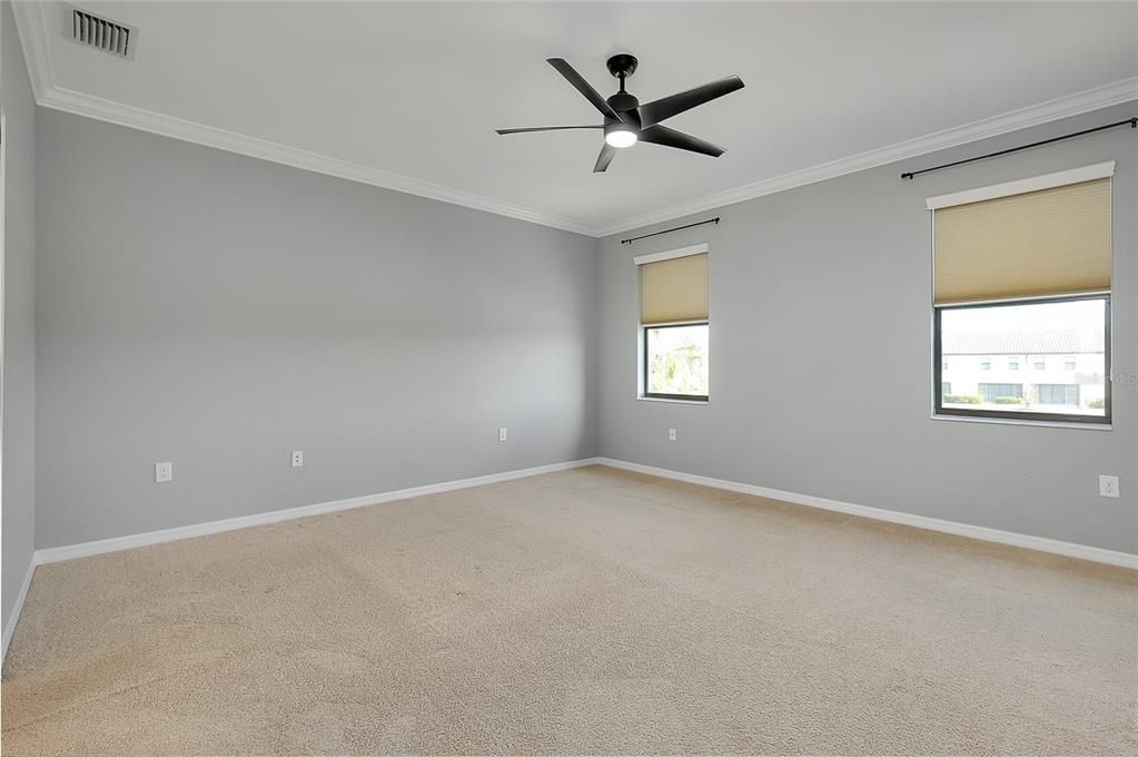 For Sale: $299,000 (3 beds, 2 baths, 1881 Square Feet)