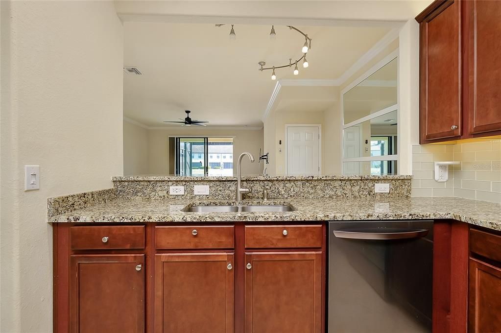 For Sale: $299,000 (3 beds, 2 baths, 1881 Square Feet)