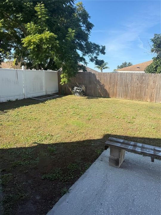 出租: $1,975 (4 贝兹, 2 浴室, 1577 平方英尺)