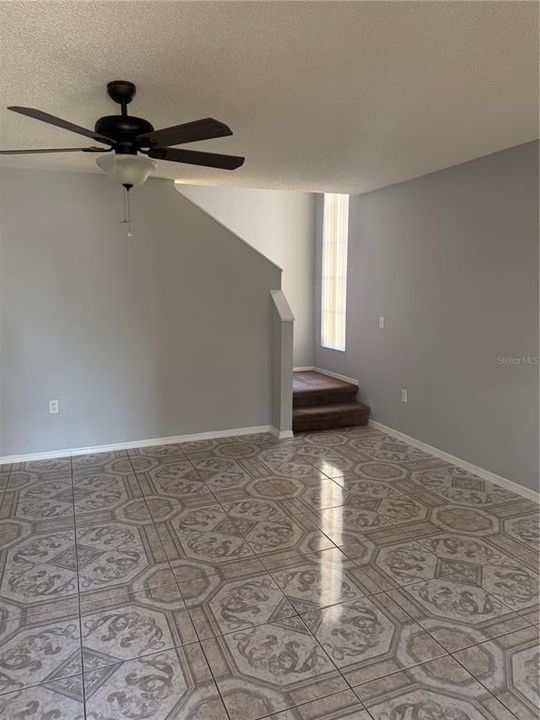 出租: $1,975 (4 贝兹, 2 浴室, 1577 平方英尺)