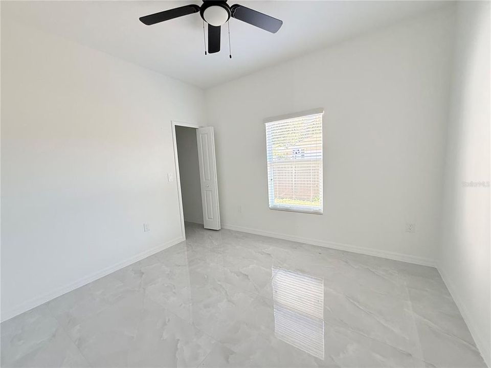 En Venta: $325,000 (3 camas, 2 baños, 1406 Pies cuadrados)