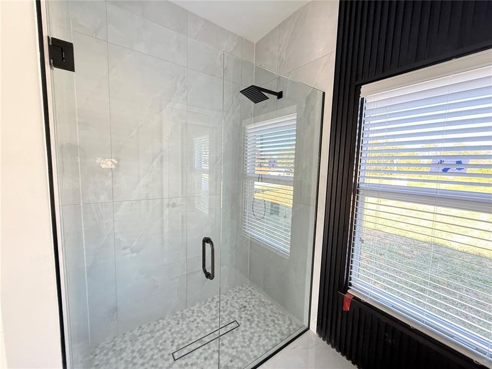 En Venta: $325,000 (3 camas, 2 baños, 1406 Pies cuadrados)