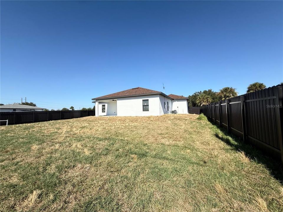 En Venta: $325,000 (3 camas, 2 baños, 1406 Pies cuadrados)