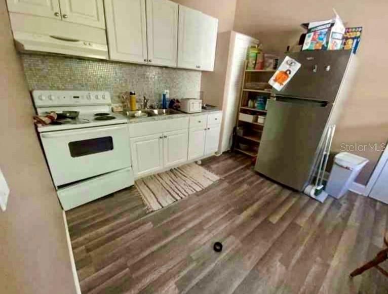 For Sale: $975,000 (10 beds, 0 baths, 3040 Square Feet)