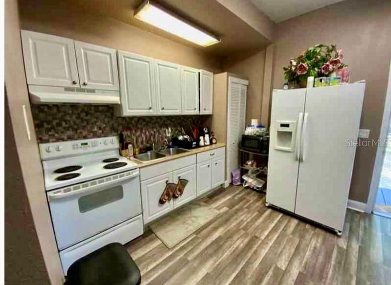 For Sale: $975,000 (10 beds, 0 baths, 3040 Square Feet)