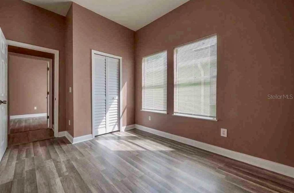 For Sale: $975,000 (10 beds, 0 baths, 3040 Square Feet)