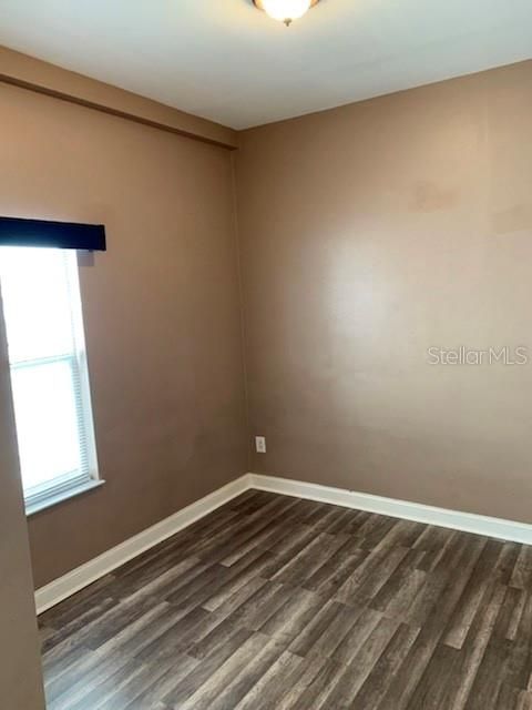 For Sale: $975,000 (10 beds, 0 baths, 3040 Square Feet)