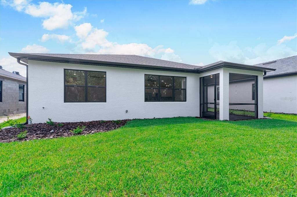 En Venta: $420,000 (4 camas, 2 baños, 1850 Pies cuadrados)