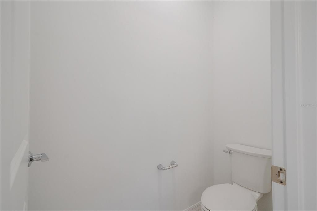 En Venta: $420,000 (4 camas, 2 baños, 1850 Pies cuadrados)