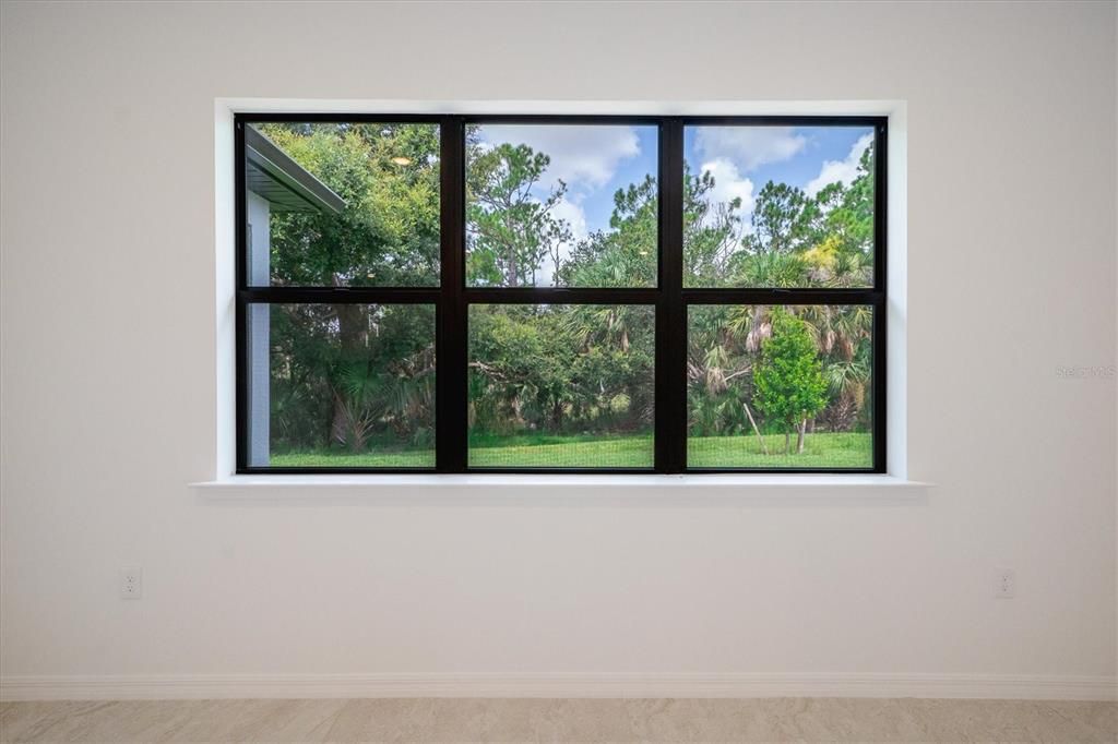 En Venta: $420,000 (4 camas, 2 baños, 1850 Pies cuadrados)