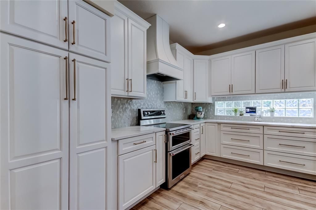 En Venta: $975,000 (5 camas, 4 baños, 3382 Pies cuadrados)