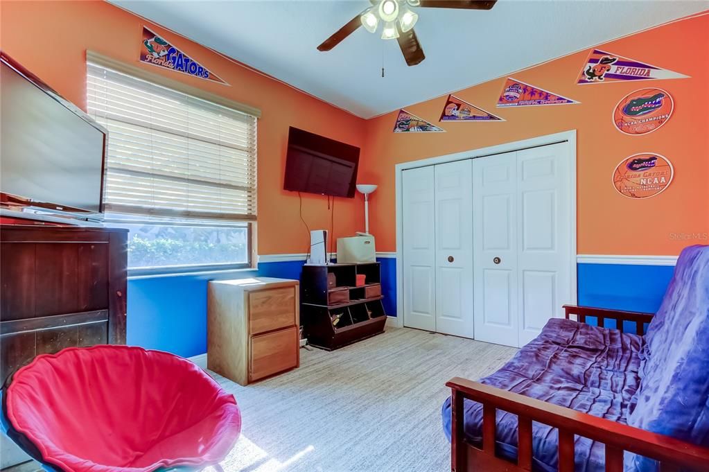 En Venta: $975,000 (5 camas, 4 baños, 3382 Pies cuadrados)