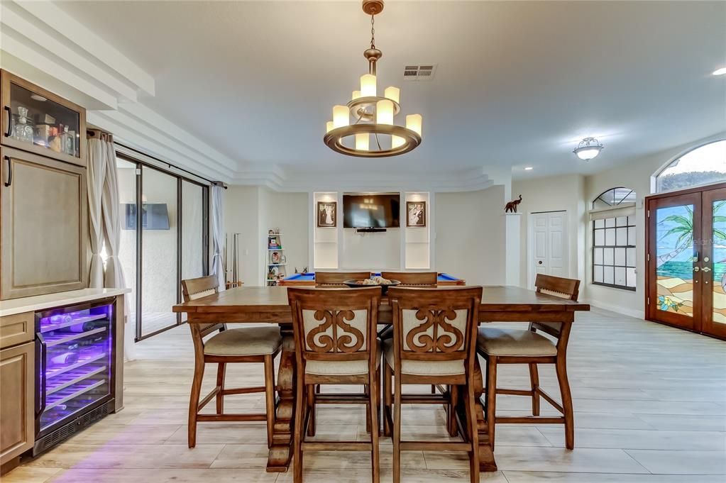 En Venta: $975,000 (5 camas, 4 baños, 3382 Pies cuadrados)