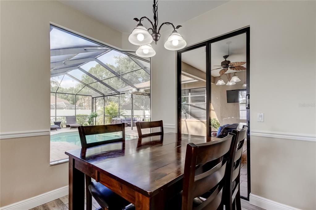 En Venta: $975,000 (5 camas, 4 baños, 3382 Pies cuadrados)