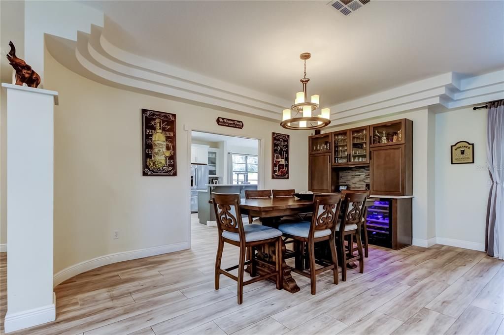 En Venta: $975,000 (5 camas, 4 baños, 3382 Pies cuadrados)