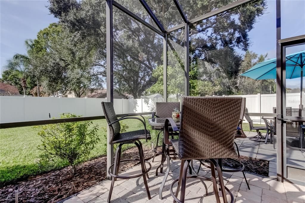 En Venta: $975,000 (5 camas, 4 baños, 3382 Pies cuadrados)