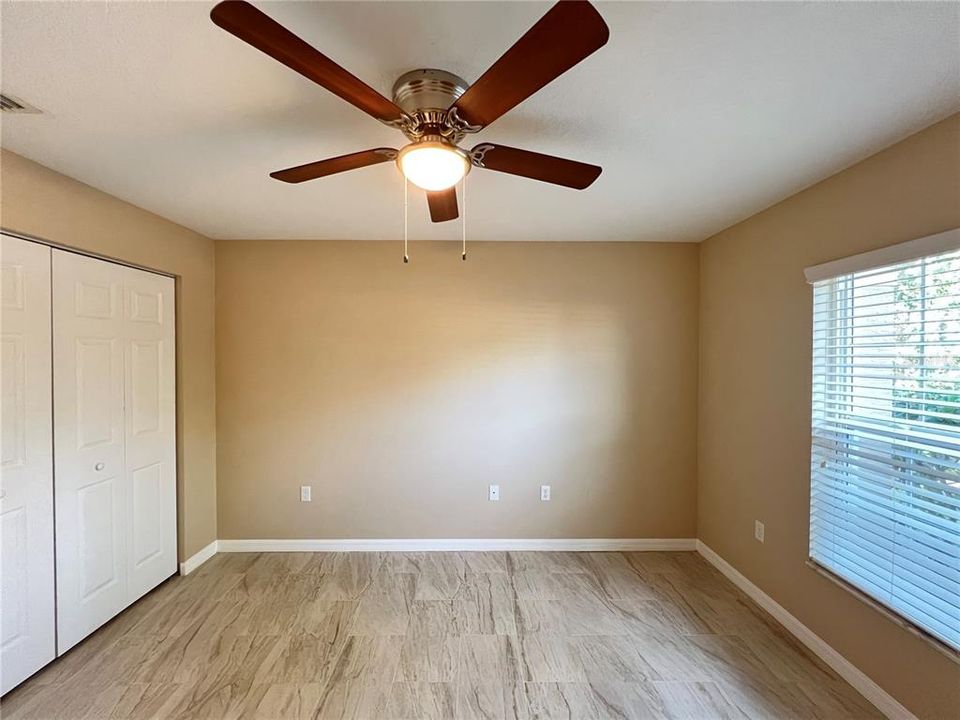 En Renta: $2,200 (4 camas, 2 baños, 2208 Pies cuadrados)