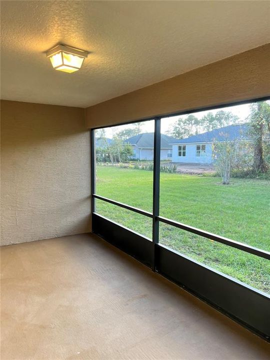 En Renta: $2,200 (4 camas, 2 baños, 2208 Pies cuadrados)