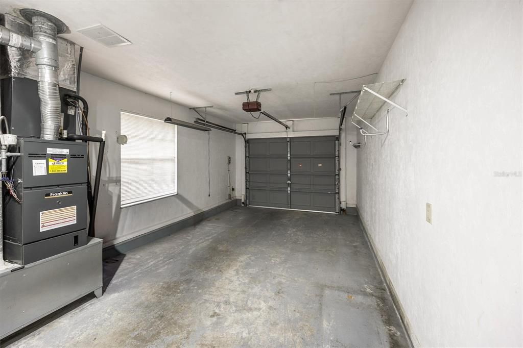 En Venta: $285,000 (3 camas, 2 baños, 1385 Pies cuadrados)