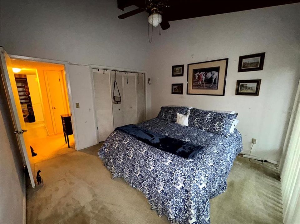 En Venta: $175,000 (2 camas, 2 baños, 1599 Pies cuadrados)