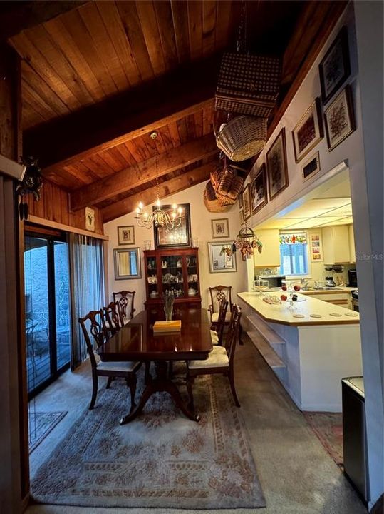 En Venta: $175,000 (2 camas, 2 baños, 1599 Pies cuadrados)