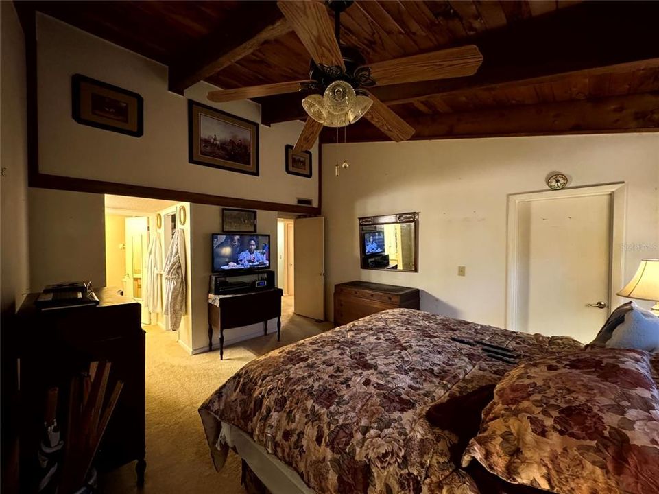 En Venta: $175,000 (2 camas, 2 baños, 1599 Pies cuadrados)