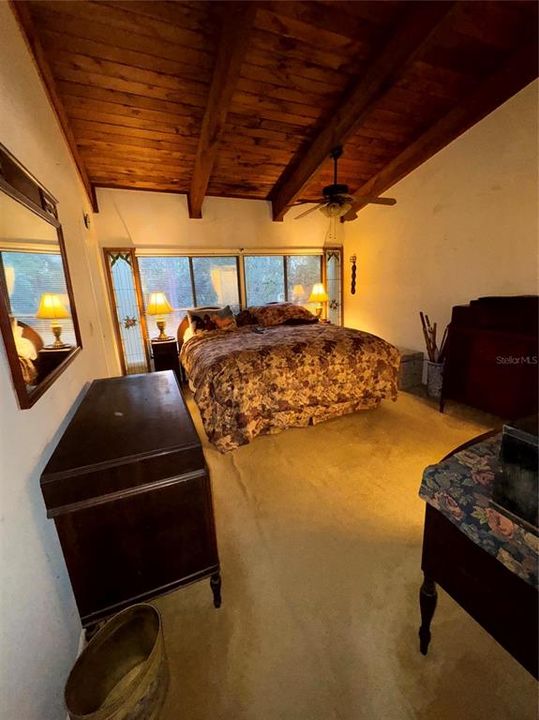 En Venta: $175,000 (2 camas, 2 baños, 1599 Pies cuadrados)