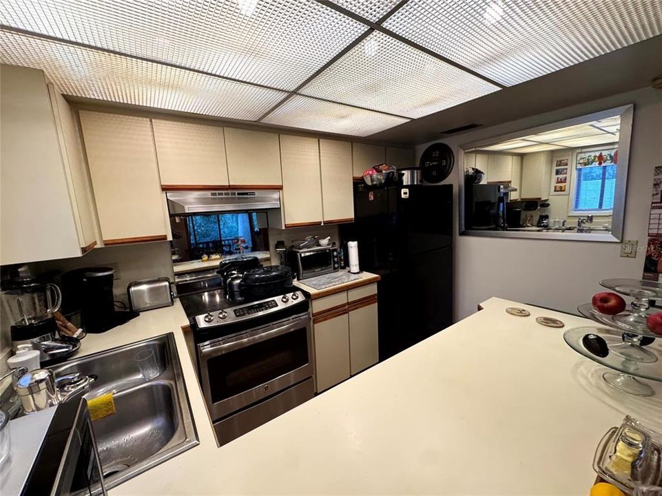 En Venta: $175,000 (2 camas, 2 baños, 1599 Pies cuadrados)