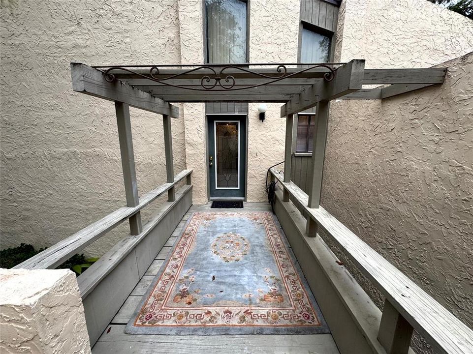 En Venta: $175,000 (2 camas, 2 baños, 1599 Pies cuadrados)