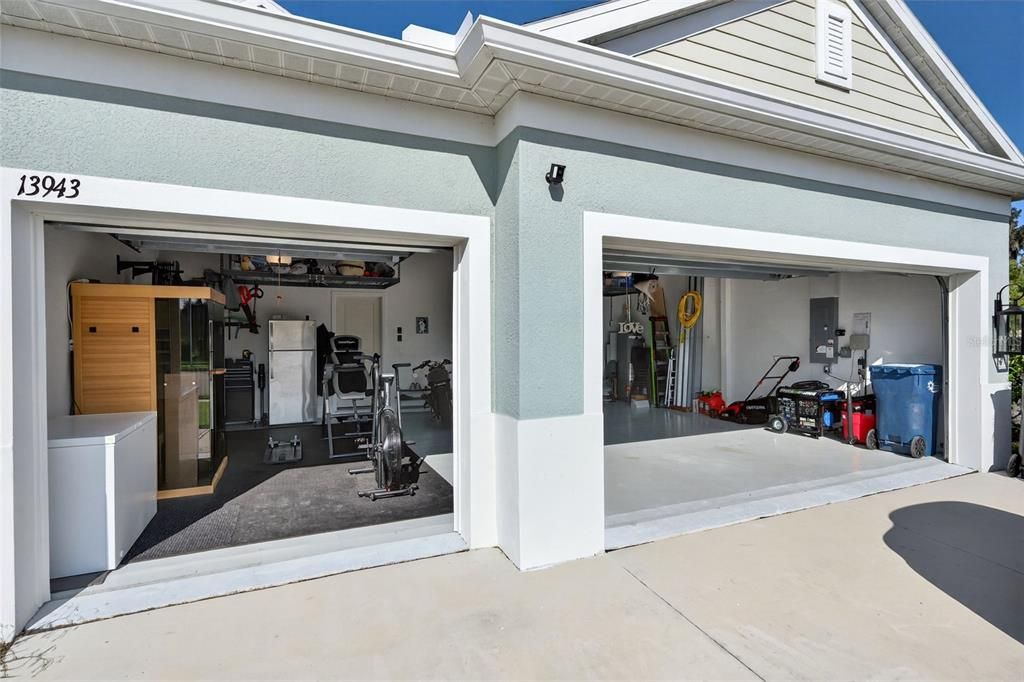 En Venta: $795,000 (3 camas, 3 baños, 2558 Pies cuadrados)