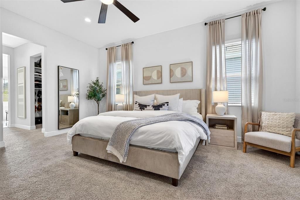 En Venta: $795,000 (3 camas, 3 baños, 2558 Pies cuadrados)