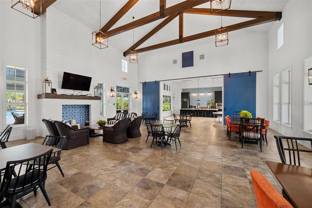 En Venta: $795,000 (3 camas, 3 baños, 2558 Pies cuadrados)