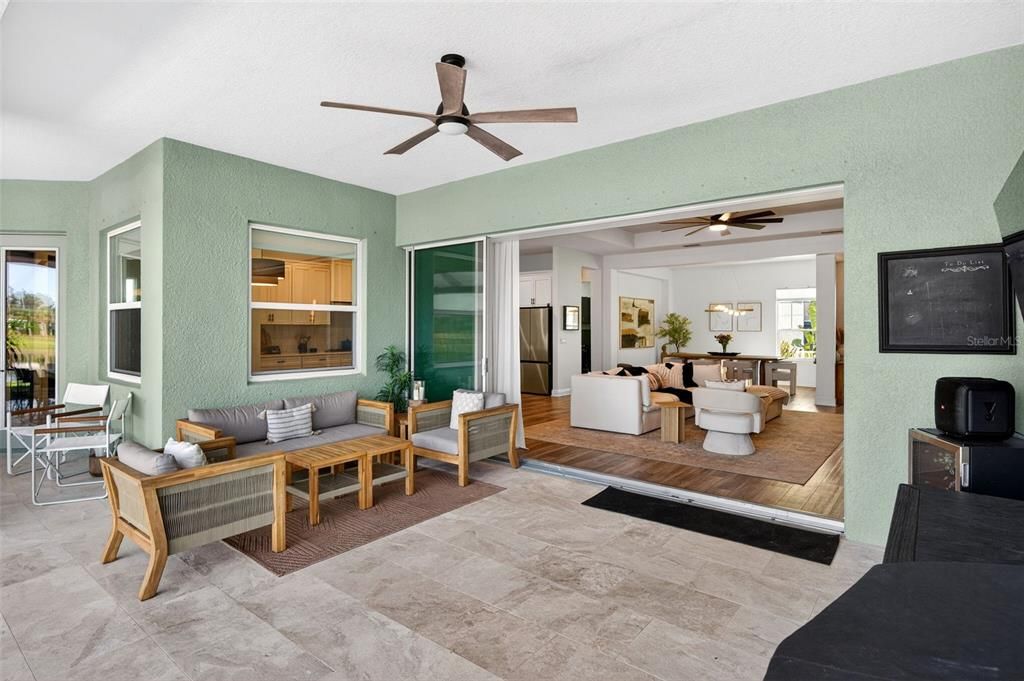 En Venta: $795,000 (3 camas, 3 baños, 2558 Pies cuadrados)