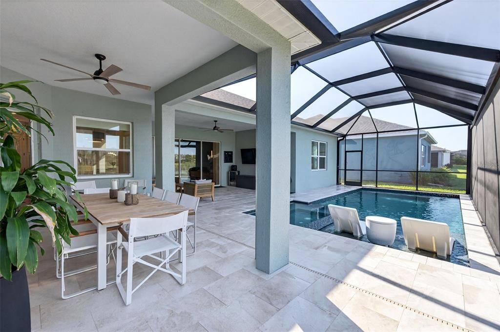 En Venta: $795,000 (3 camas, 3 baños, 2558 Pies cuadrados)