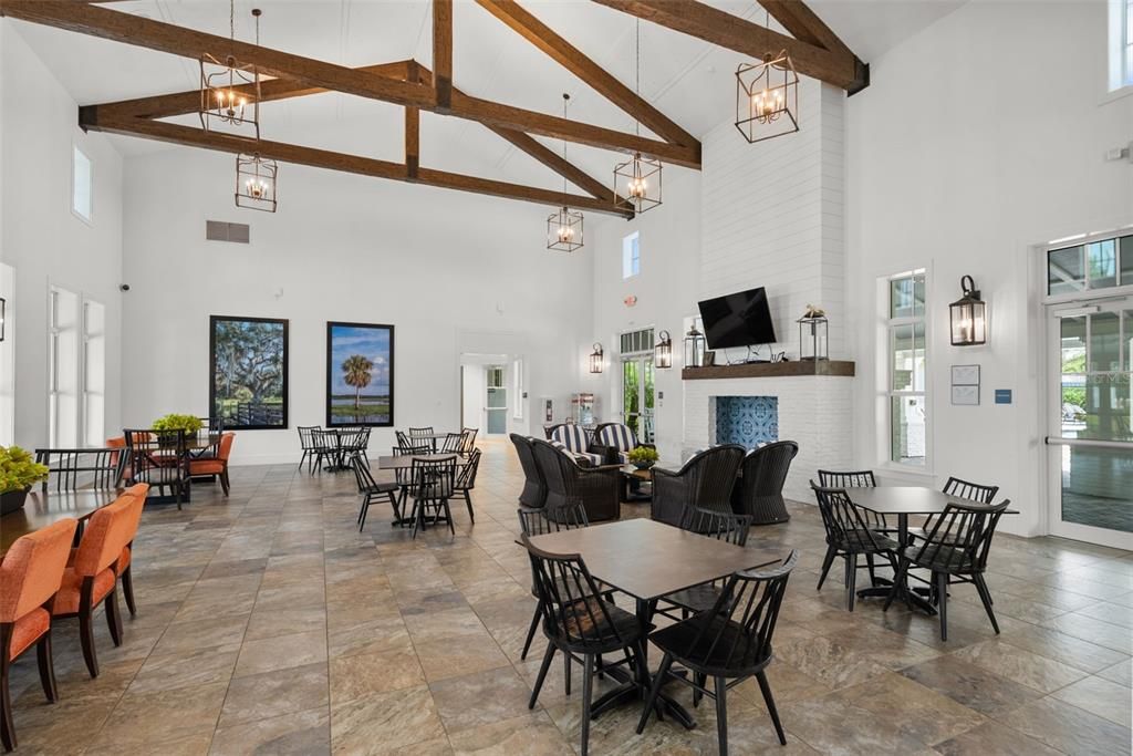 En Venta: $795,000 (3 camas, 3 baños, 2558 Pies cuadrados)