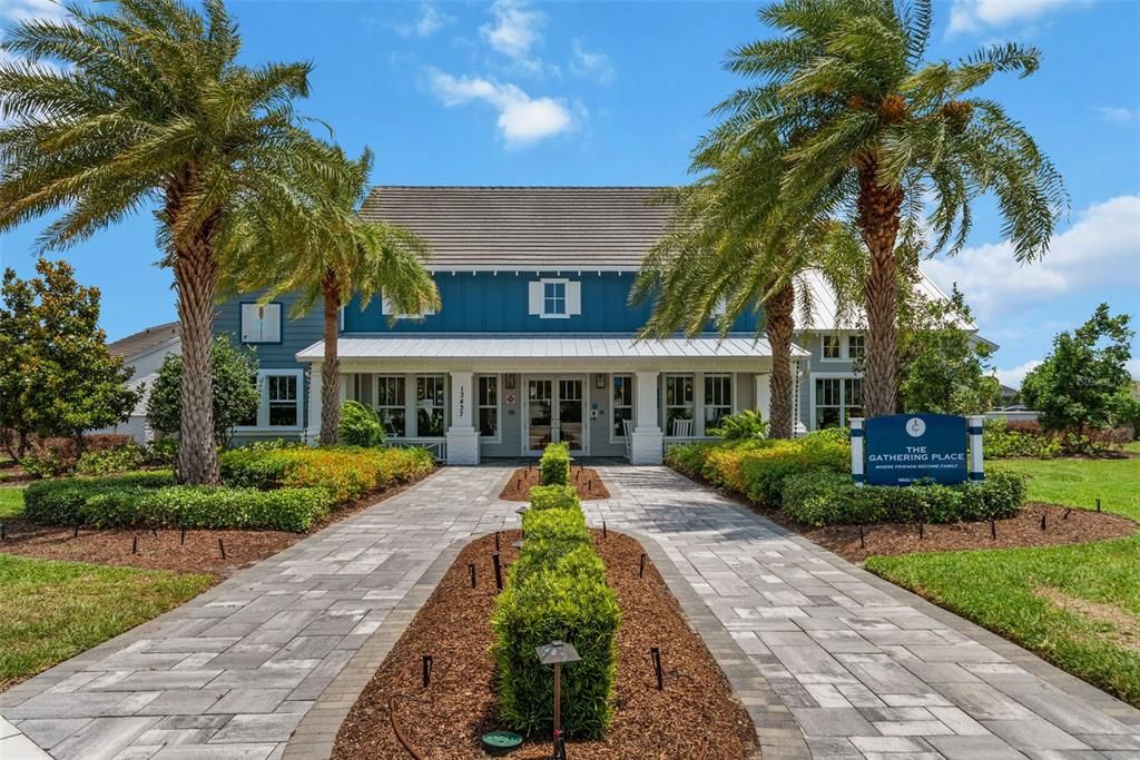 En Venta: $795,000 (3 camas, 3 baños, 2558 Pies cuadrados)