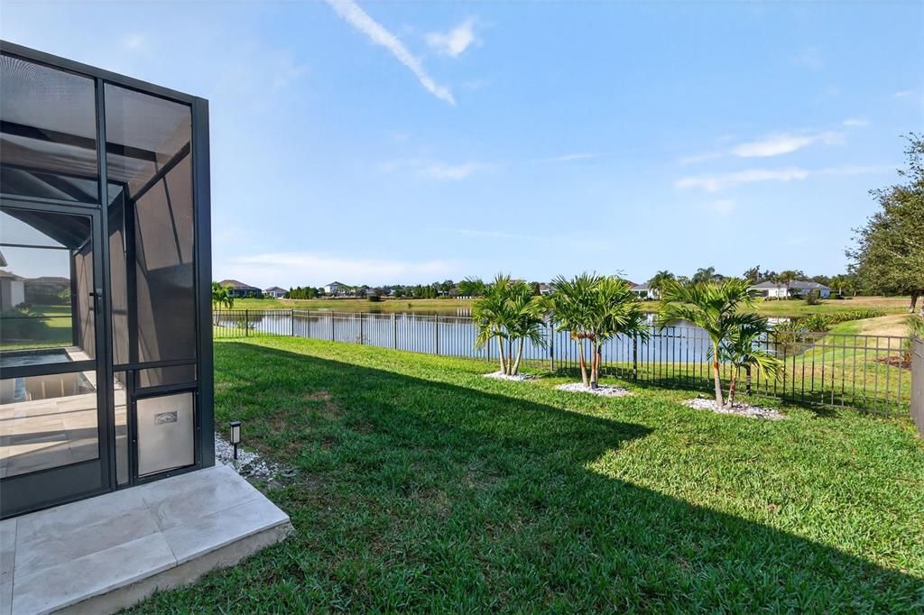 En Venta: $795,000 (3 camas, 3 baños, 2558 Pies cuadrados)